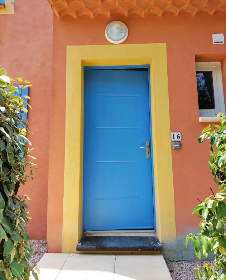 דירות Roussillon en Isere Quietude En Luberon מראה חיצוני תמונה