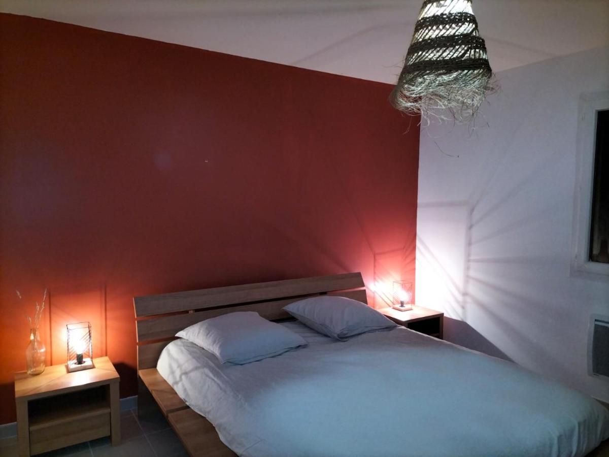 דירות Roussillon en Isere Quietude En Luberon מראה חיצוני תמונה